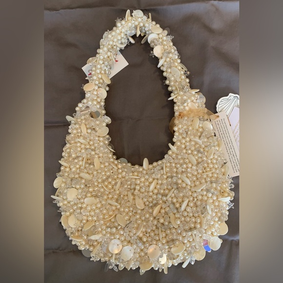 Viral Beaded Pearls and Shells Bag - from TJ Maxx - New with Tags - Picture 3 of 10